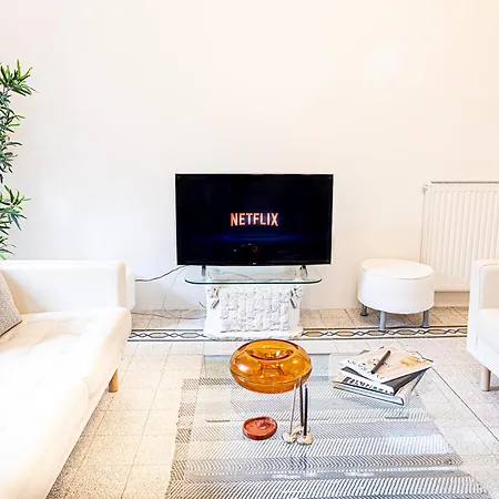 Domus - B&brother's Rome Apartment *