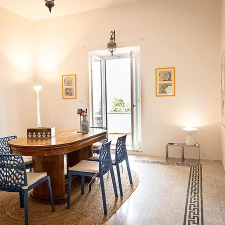 Domus - B&brother's Rome Apartment *