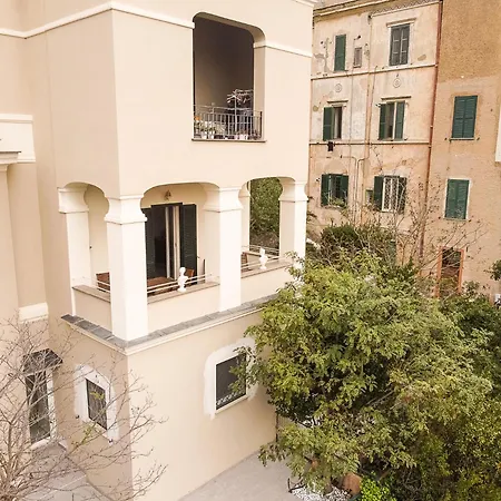 Domus Rome Castel Gandolfo