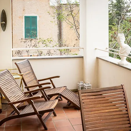 Domus Rome Lägenhet *