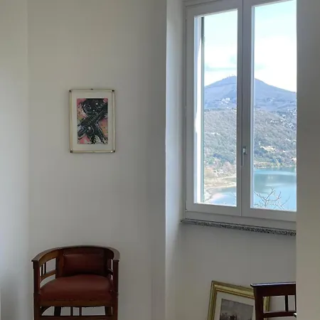 Domus Rome Apartment *