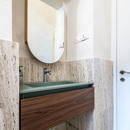 Apartment Domus - B&brother's Rome *